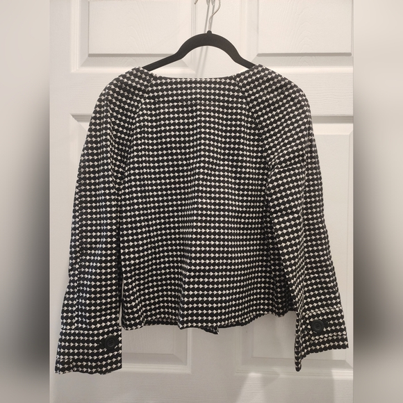 Jacket - Picture 5 of 5